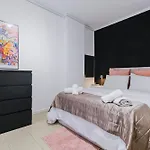 Apartment 95sqm 7min Center 2bdrms 2airco Gas Heating Marble Wc 3smarttvs *