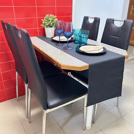 95sqm 7min Center 2bedroom Gas Heating Marble Wc 2 Smarttv * Tesalónica