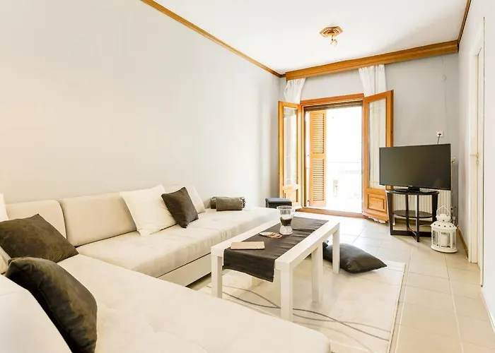 95sqm 7min Center 2bdrms 2airco Gas Heating Marble Wc 3smarttvs *