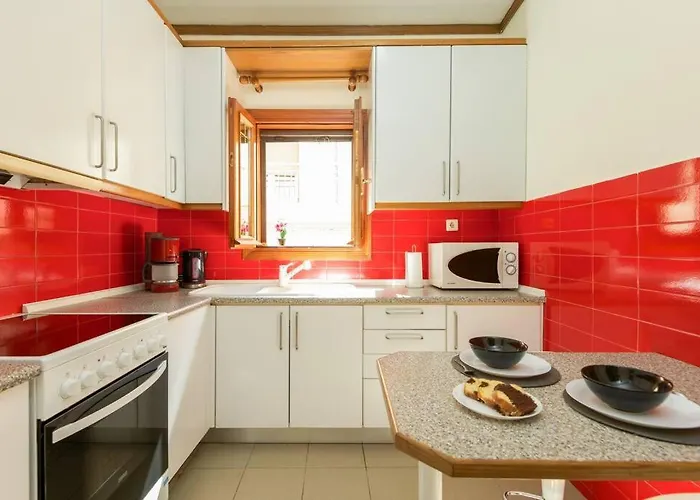 95sqm 7min Center 2bdrms 2airco Gas Heating Marble Wc 3smarttvs * Thessalonique