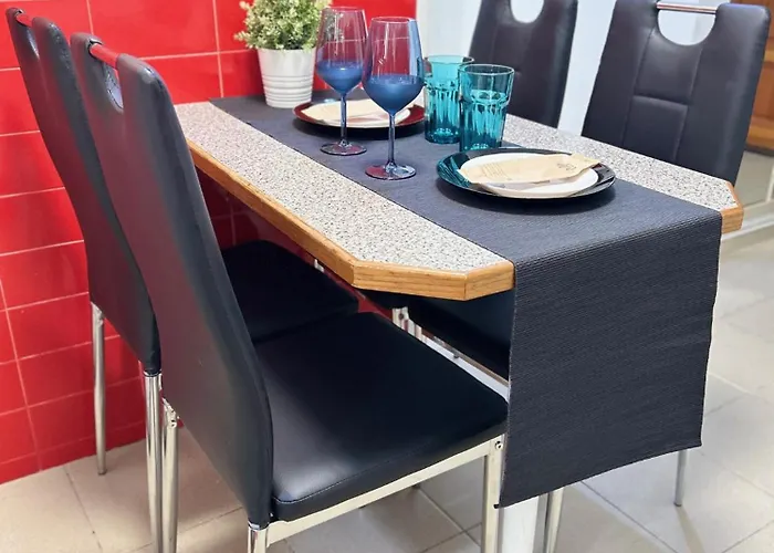 95sqm 7min Center 2bdrms 2airco Gas Heating Marble Wc 3smarttvs * Selanik