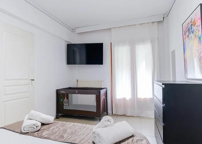 Appartamento 95sqm 7min Center 2bdrms 2airco Gas Heating Marble Wc 3smarttvs